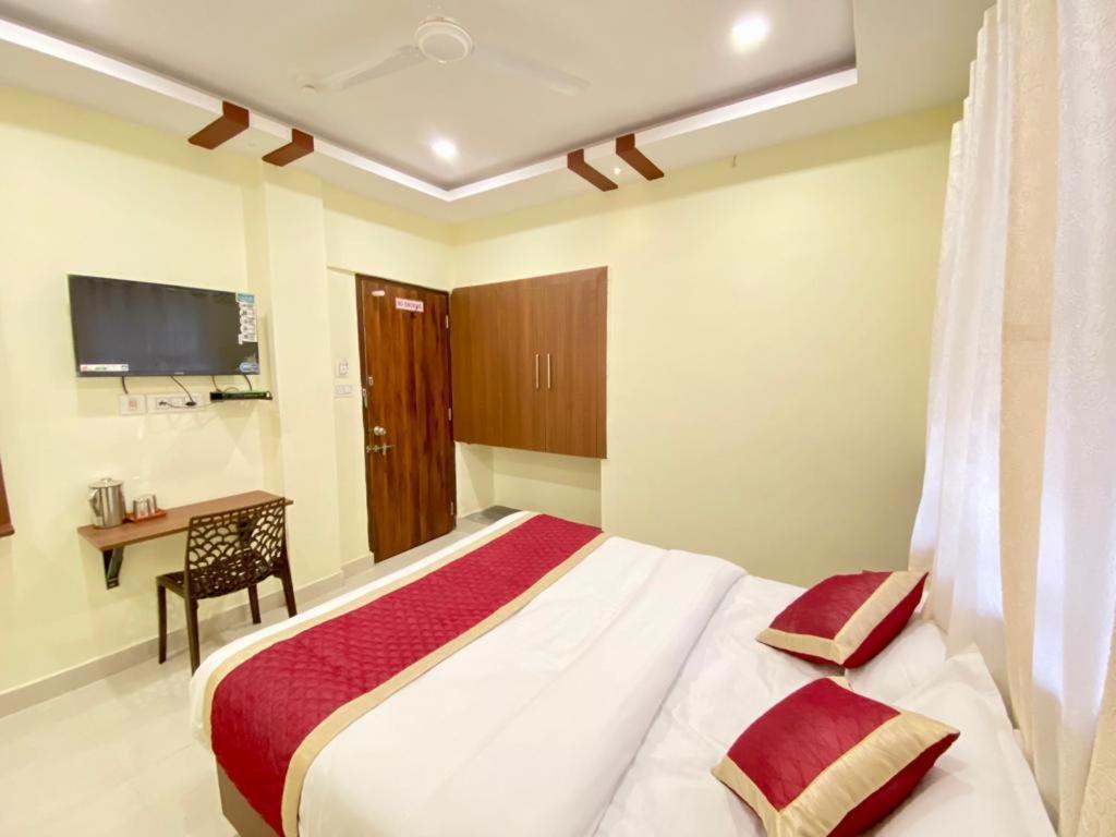 מלון פורבורים Prabhuvihar Residency מראה חיצוני תמונה